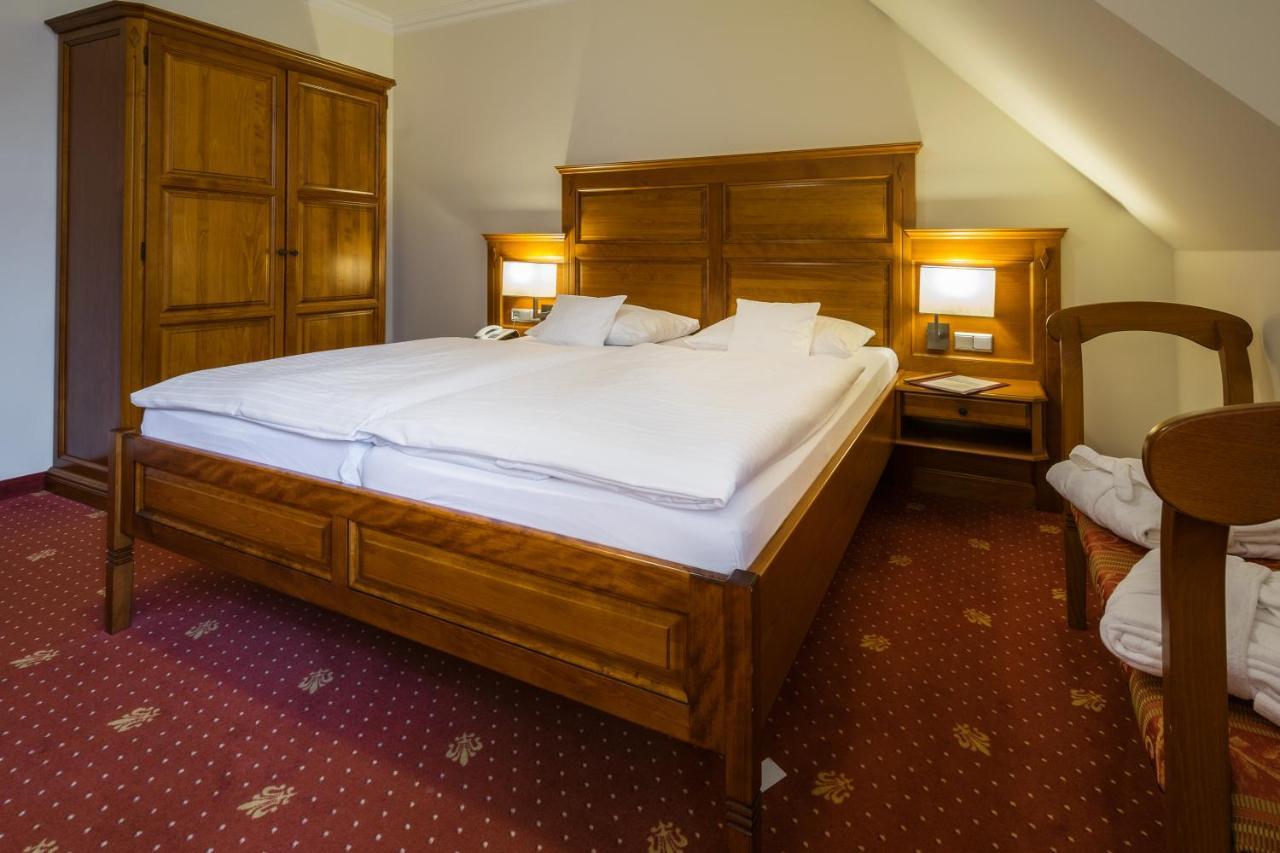 Hotel Wasserschloss Mellenthin Экстерьер фото