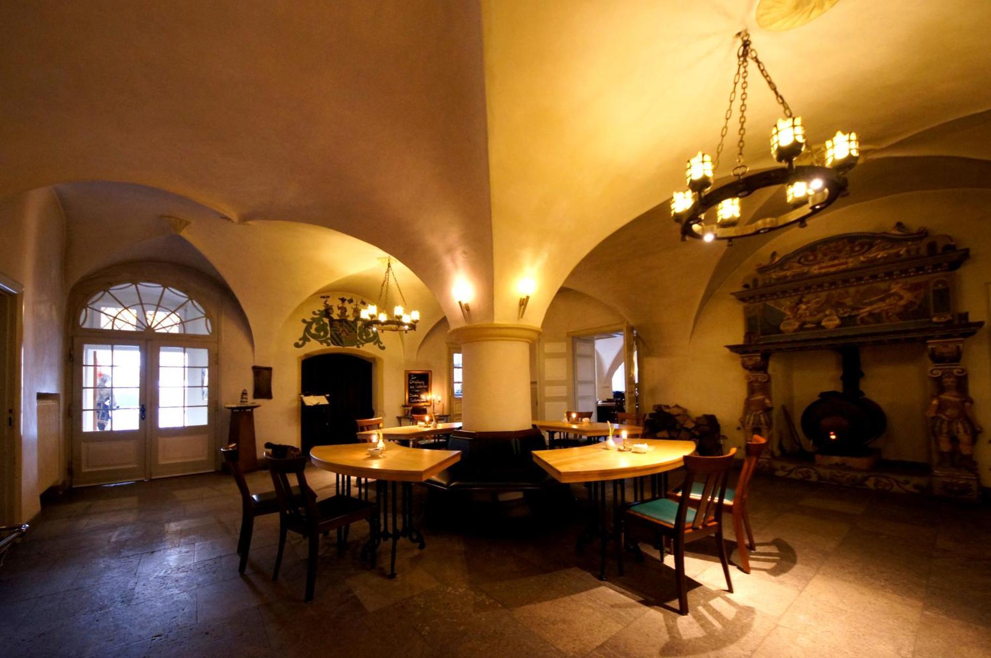 Hotel Wasserschloss Mellenthin Экстерьер фото